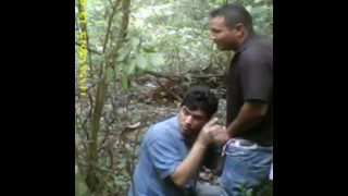 Dando no mato